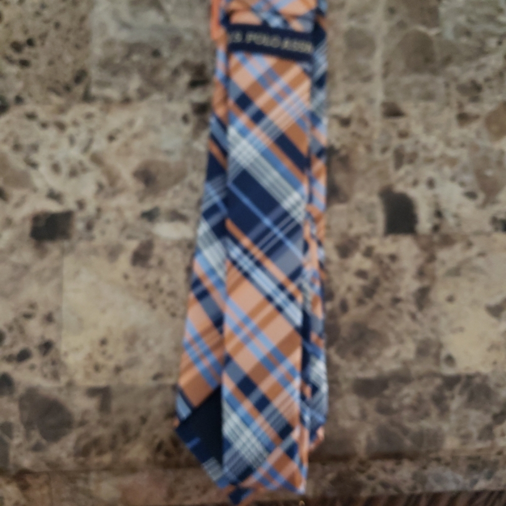 U.S. Polo Assn. 2PC Orange and Blue Plaid Neck Tie With Pocket Square. - Picture 5 of 5